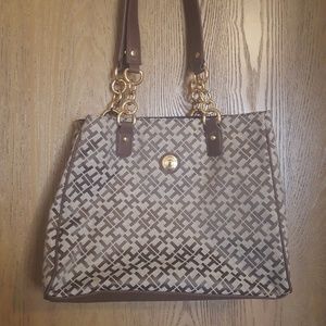Tommy Hilfiger purse